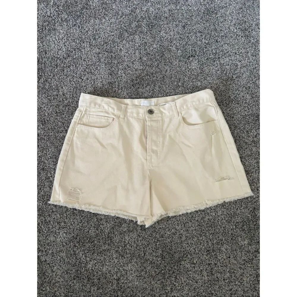 ❤️Every Distressed Denim Shorts-NWT